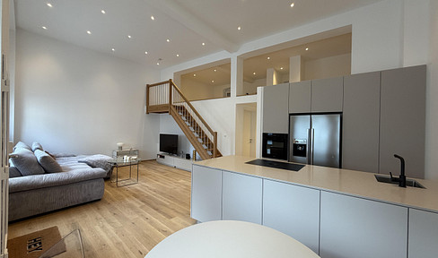 Completely renovated apartment in a historic building, with a loft-like feel, in a prime location in Heidelberg/Weststadt.