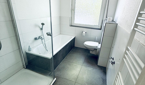 112 m² ground floor apartment with terrace – 4.5 rooms in a prime location near the church square.