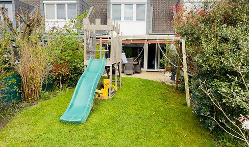 Charming terraced house with a fireplace, located in a prime location.