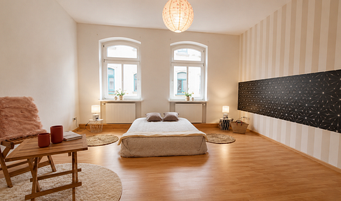 Helle, gepflegte 4-Zimmer-Wohnung für Familie od. WG in Weißenfels