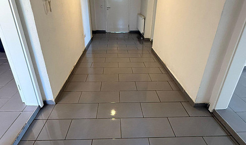 Renovated 3.5-room apartment with a terrace in Leutkirch-Niederhofen.