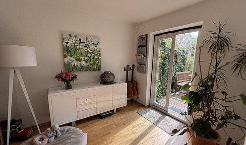 Attractive terraced house in Hamburg-Volksdorf - no real estate agent fees.