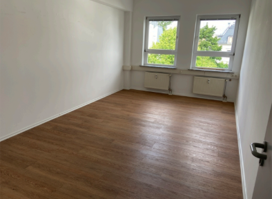 Schöner Büroraum in Dresden Strießen