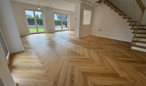 First occupancy, individual low-energy house, Düsseldorf-North.