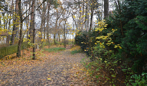 Charming, small single-family house, just 80 meters from Lake Scharmützelsee - No commission for buyers!!!