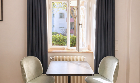 Fully furnished apartment, ready to move in immediately.