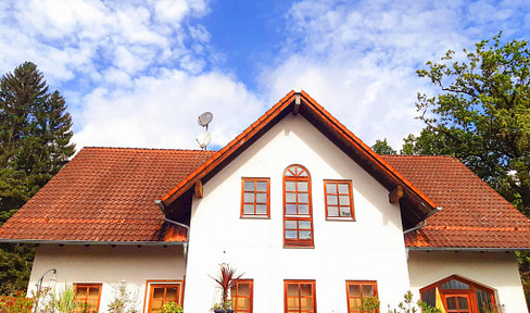 Sunny fairytale house with panoramic views - No commission fees.