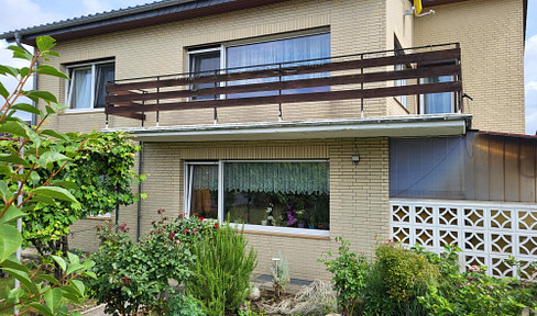 Lichtdurchflutetes Massives Einfamilienhaus