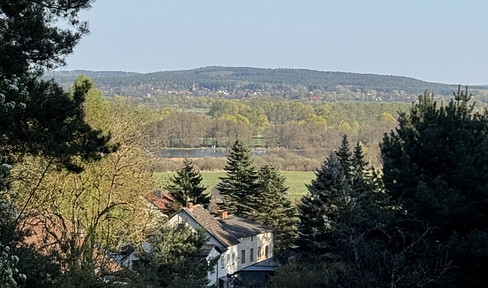 Hanggrundstück eine Stunde von Berlin – Baurecht, großer Gartenanteil, freier Blick ins Oderbruch