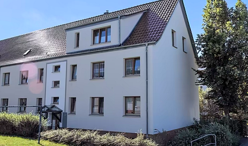 Available immediately: 3-room apartment near the Baltic Sea and Boltenhagen.