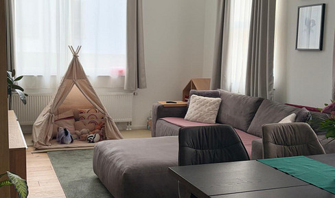 Stylish, renovated 4.5-room apartment in the heart of Backnang.