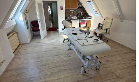 2-Zimmer-Dachgeschosswohnung mit historischem Fachwerk – Osnabrück Altstadt