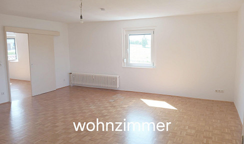 Newly renovated, bright 5-room apartment with its own entrance and balcony, located in Aidhausen.