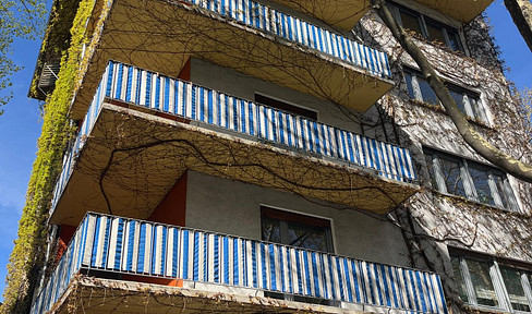 Renovated 3-room apartment with 2 balconies, near the water tower.