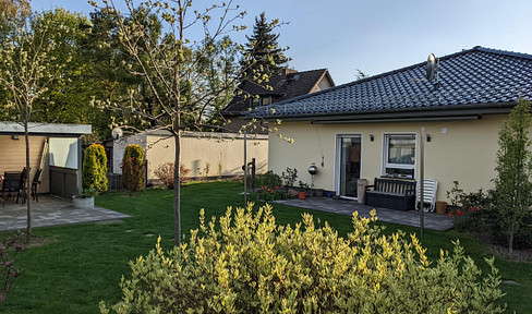 Wohnung mit Garten sucht neue Bewohner 2 Zim. EG