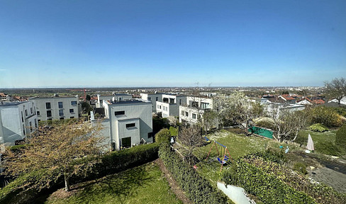 Luxurious energy-efficient house – prime location, with breathtaking views over the Rhine-Neckar metropolitan region.
