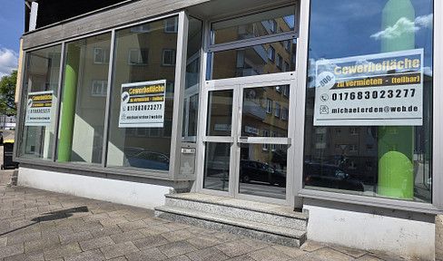 Prime commercial space in a central location – 323 m² | flexible use | only €6 per m² | no commission.