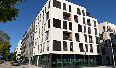 First occupancy: 2-room apartment on the 3rd floor with fitted kitchen, balcony, and water view | Neckarbogen, Heilbronn.