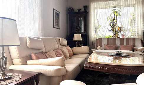 Furnished 3-room apartment with two balconies, offering plenty of sleeping space!