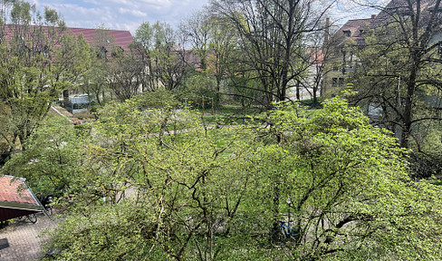 Excellent 2-room apartment with a well-designed layout, located in the heart of Garching.