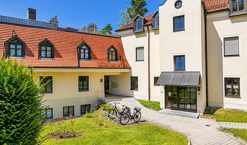 Attractive 1-bedroom apartment with a large terrace, located in a quiet area of Landshut.