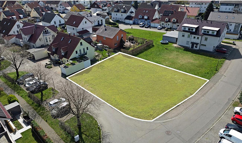 Attractive building plot in a mixed-use area in Kressbronn, on the shores of Lake Constance.