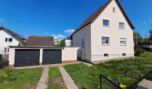 Beautiful house in Pfuhl, available without any encumbrances.