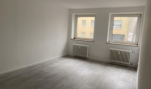Bright, renovated 2-room apartment in Flingern.