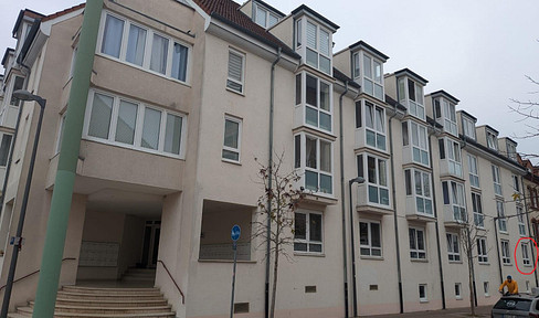 Well-let 1-bedroom apartment with parking space – a secure investment opportunity in Germersheim.
