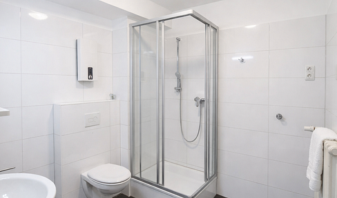 Renovated, furnished apartment in the center of Aachen – available immediately.