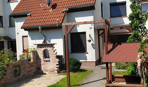 Charming terraced house in Eberswalde, district of Finow (for temporary rental, until April 2029).