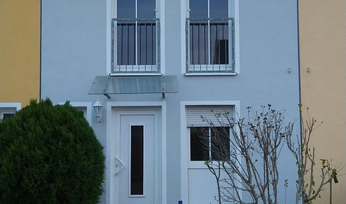 Terraced house in a very quiet location at the end of a cul-de-sac.