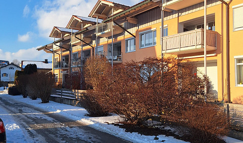 Reserviert - Helle, großzügige Wohnung mit Bergblick - provisionsfrei