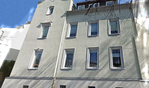 Multifamily house - A secure investment property, fully rented with significant potential for expansion and improvements.