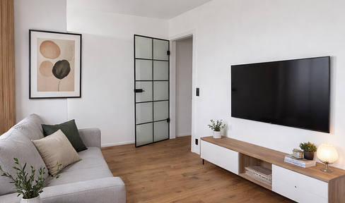 Stylish, fully furnished apartment with a newly renovated interior, featuring a separate kitchen and a balcony, located in Erlangen.