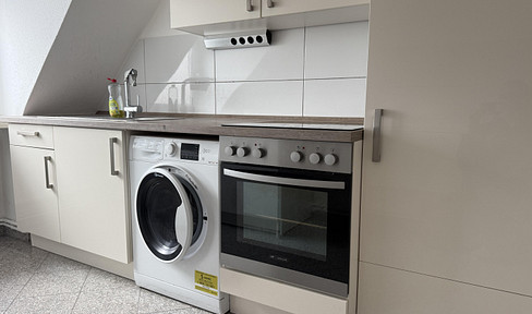 *No fees* Cozy 2-room attic apartment, conveniently located near the city center.