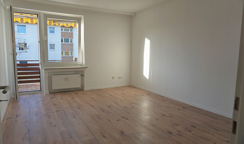 Beautiful, bright 3-4 room apartment with a balcony, located in the Nordstadt district of Hameln.