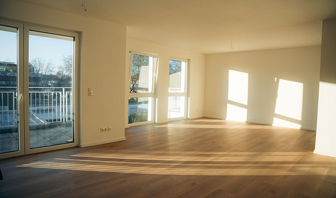 Modern living at a fair price: Newly built apartments with balconies in a central location.