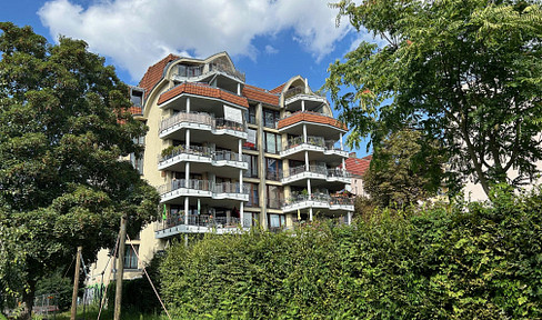 3-room apartment in Alt-Tempelhof, available immediately.