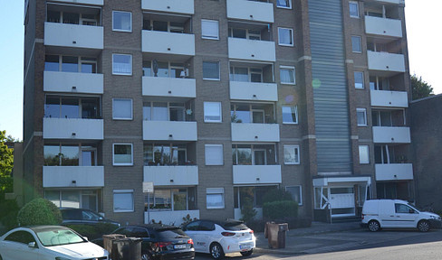 RESERVED: Private sale of a barrier-free apartment with 2 rooms, for rent, located in Fischeln, Krefeld.