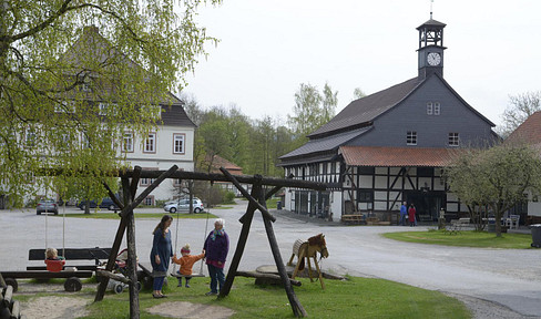 Wohnung mit Balkon & Küche auf dem Rittergut Kirchberg