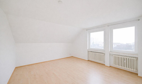 Gebrunn: Attraktive 3,5-Zimmer-Dachgeschosswohnung – gepflegt & bezugsfrei