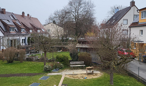 Bright and spacious 81 m² apartment in a quiet, traffic-calmed area of Dachau.