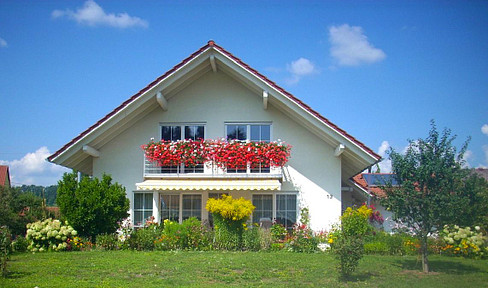 Detached house with a heat pump.
