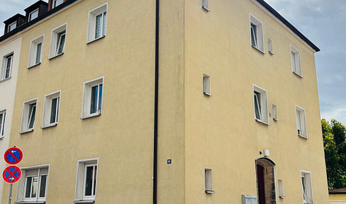 Fully rented multi-family house with 4 units – a charming investment property – commission-free.