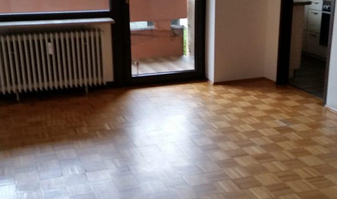 1 Zimmer-Küche-Bad Wohnung mit Einbauküche und Balkon