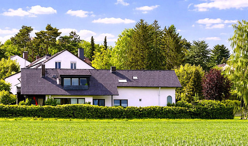 Beautiful house in an exclusive location bordering a field, offering attractive rental income – NO COMMISSION!
