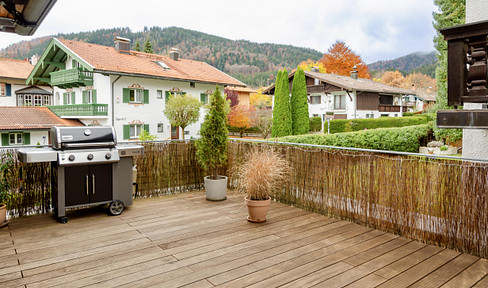 Bad Wiessee: Luxurious apartment with terrace - attractive 2.5-room apartment on the 1st floor - no real estate agent fees.