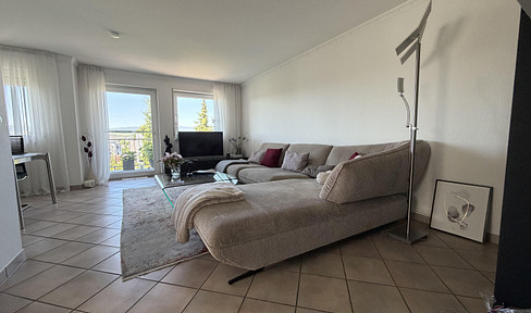 Bestlage am Budenheimer Wald / Helle 3-Zimmer Wohnung mit Balkon und Garage