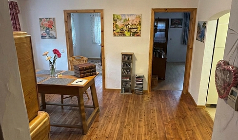 Charmante 3-Zimmer Erdgeschosswohnung (inkl. Küche) in Amorbach